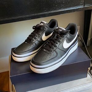 Nike Air Force 1 ‘07 LVB 1